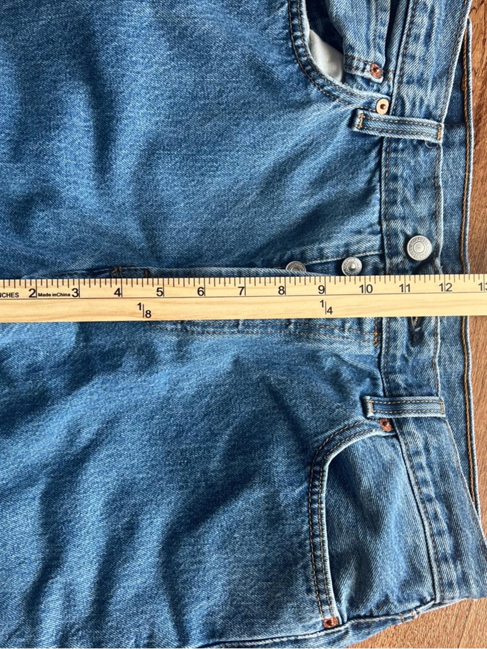 Levi’s 501 Original Fit Jeans Men’s 34x34 ButtonFly LightWashStraightLegClassic - Picture 10 of 12